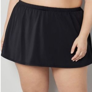 Avenue black swim skirt with built in bottoms size 24W NWT